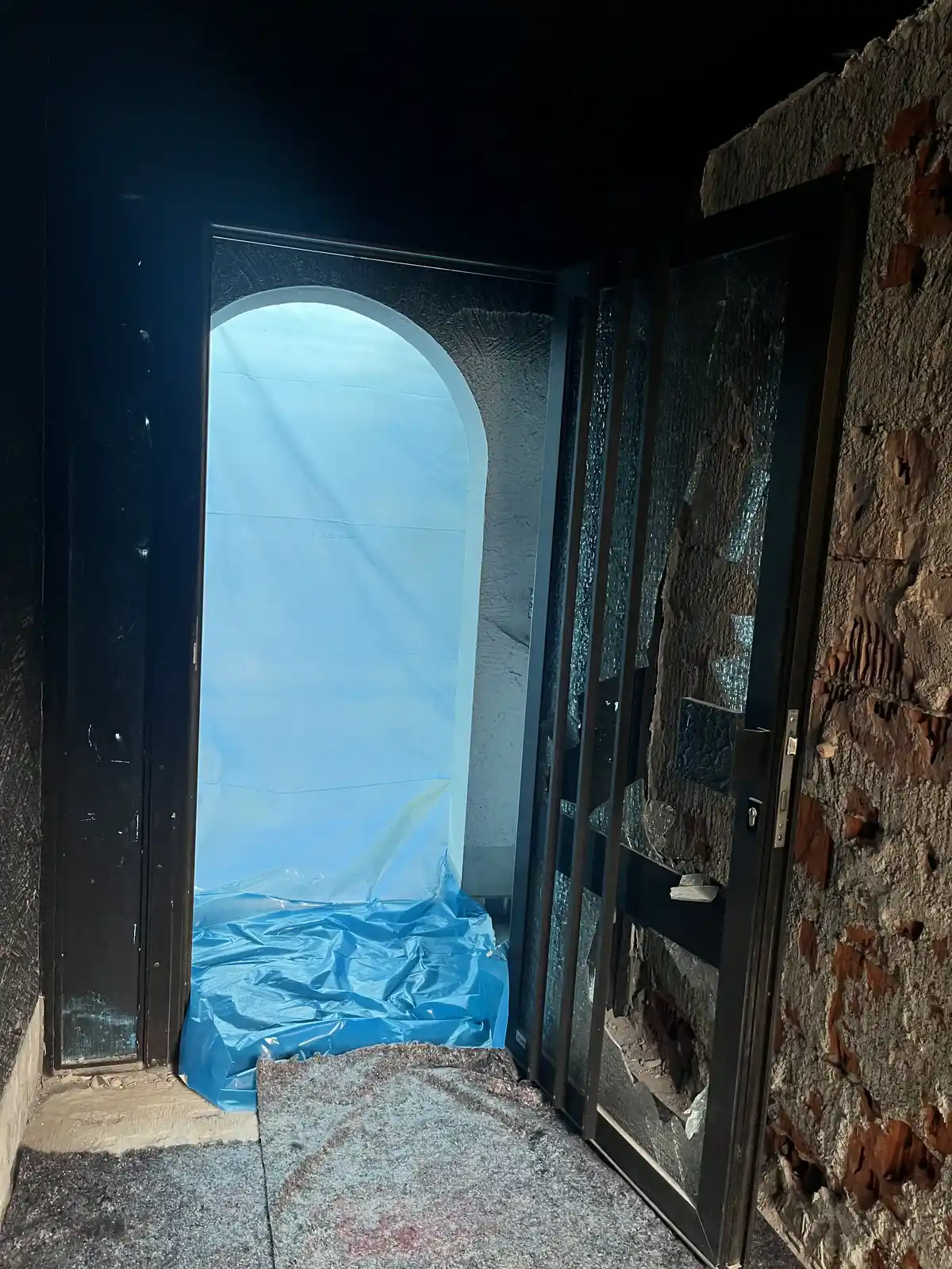 Absicherung Kontaminationsschutz Unterdruckverfahren Brandschaden München