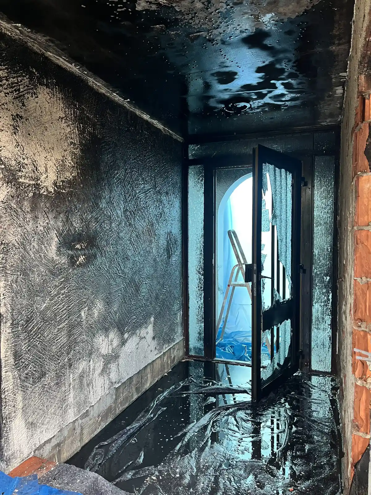 Fachbetrieb für professionelle Brandschadensanierung in München